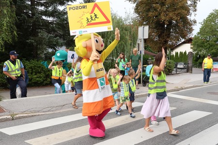 OBISK MASKOT AMD  VRTEC RAKEK 09 FOTO LJUBO VUKELIČ